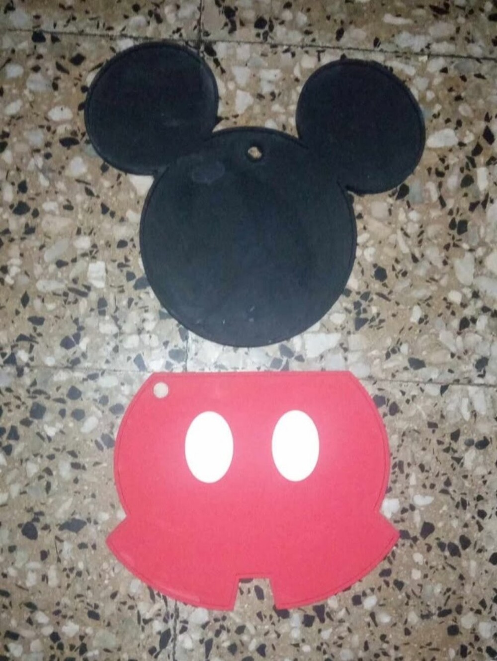 Kids Silicone Placemat Set - Black & Red
